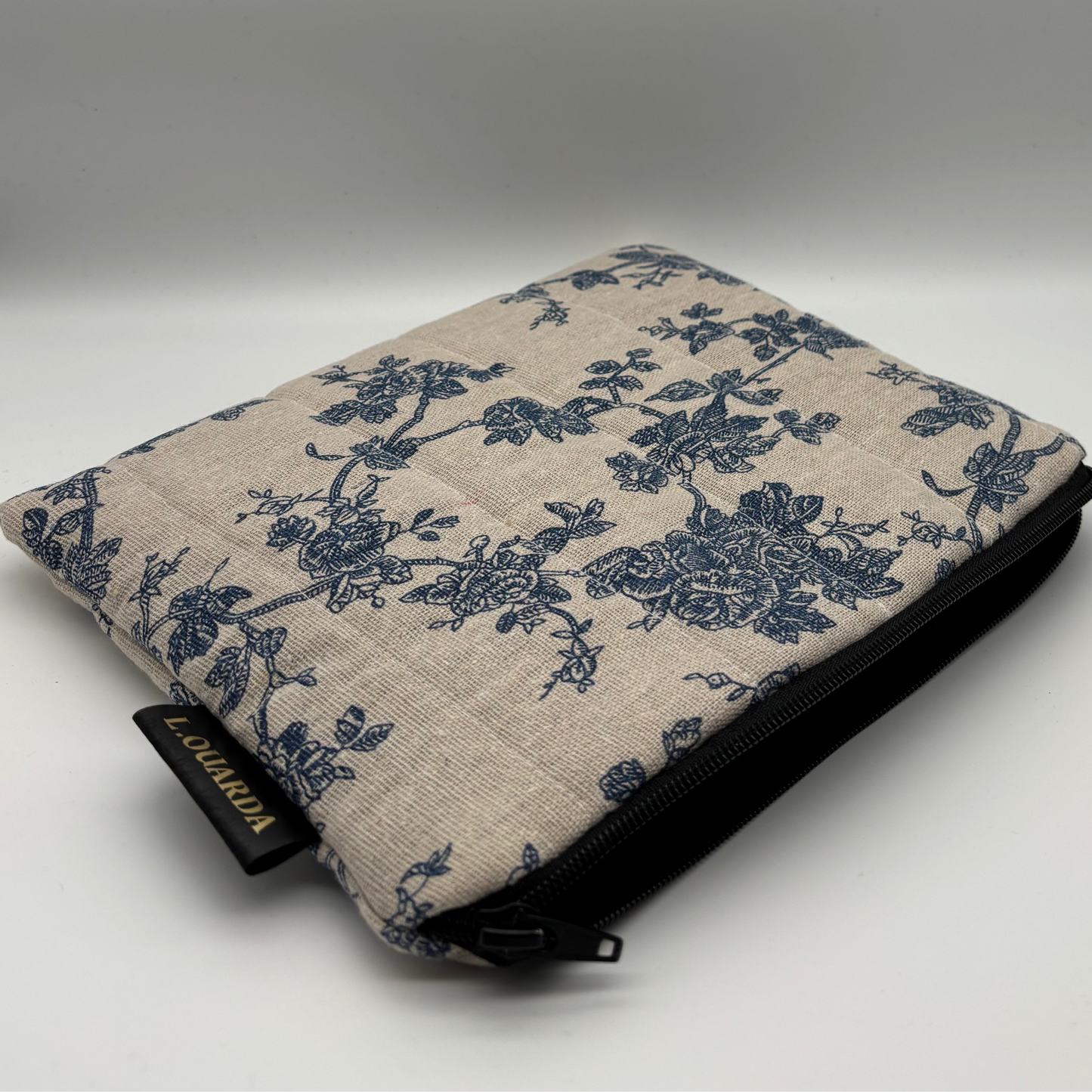 flache Kosmetiktasche