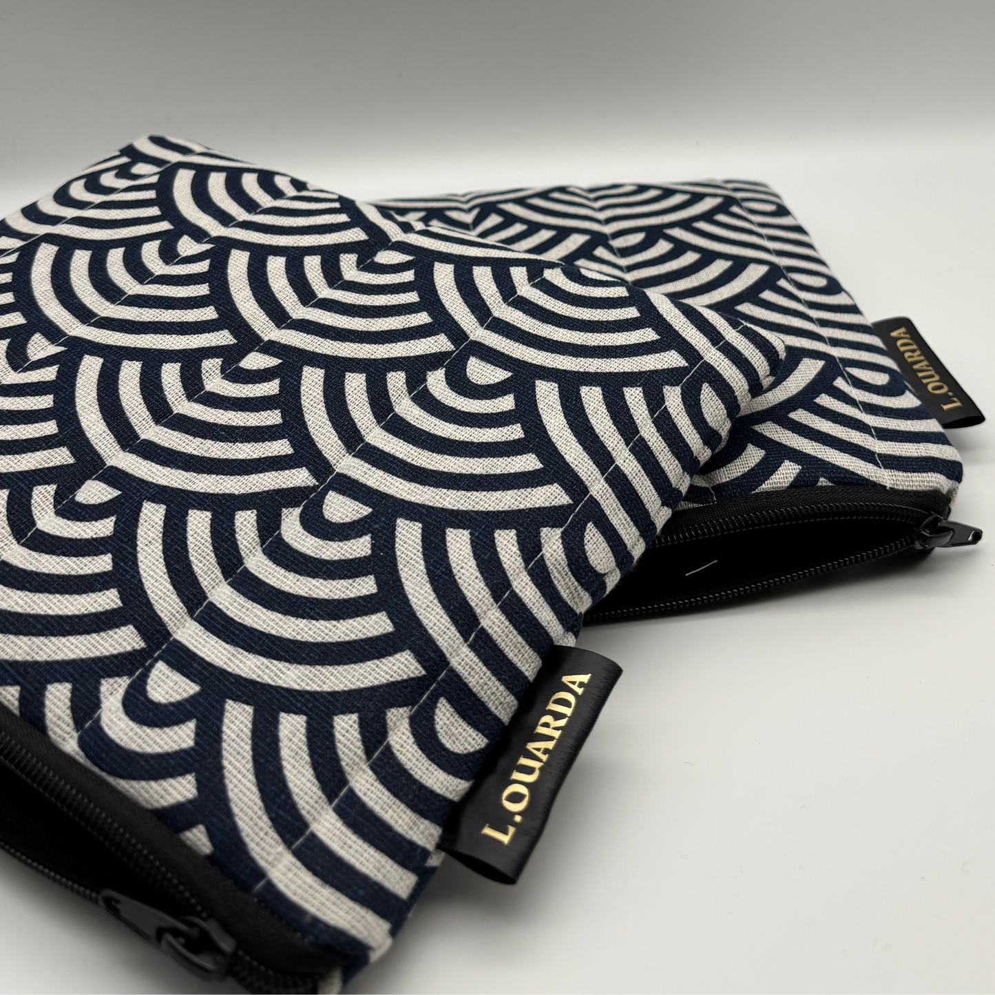 flache Kosmetiktasche