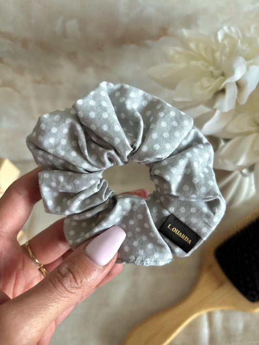 LIVIA Scrunchie regular grau mit Pünktchen