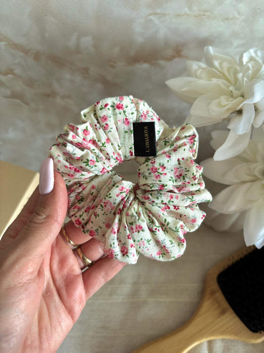 FLORA Scrunchie regular beige Blümchen
