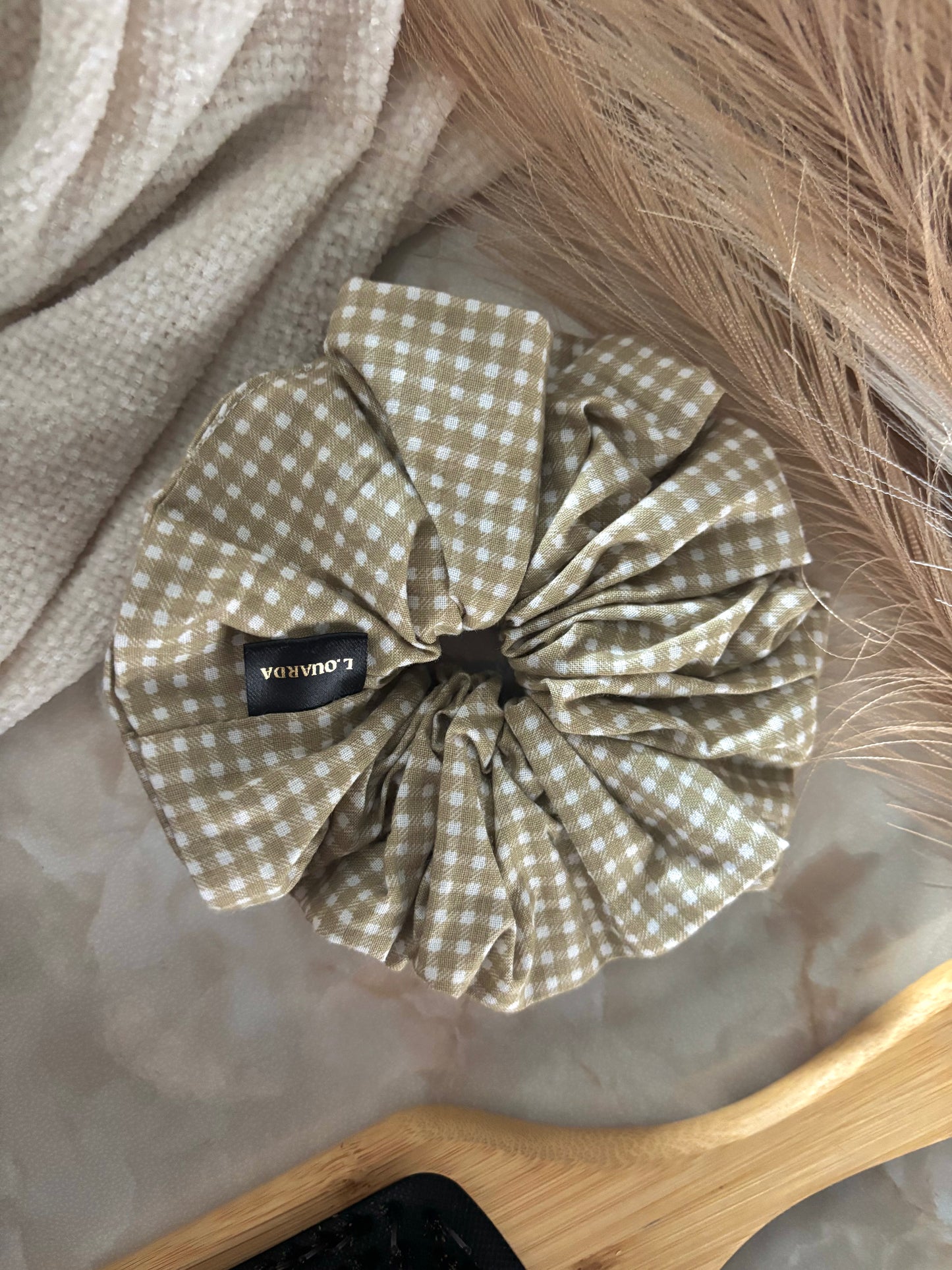 MIA Scrunchie XL beige kariert