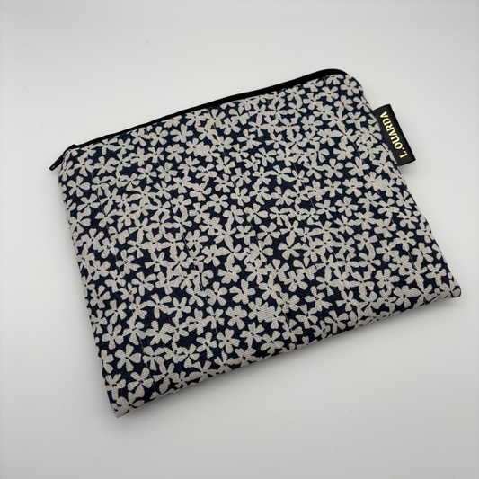 flache Kosmetiktasche