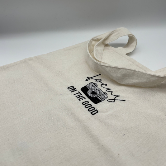 FOCUS ON THE GOOD - Totebag aus Rohbaumwolle