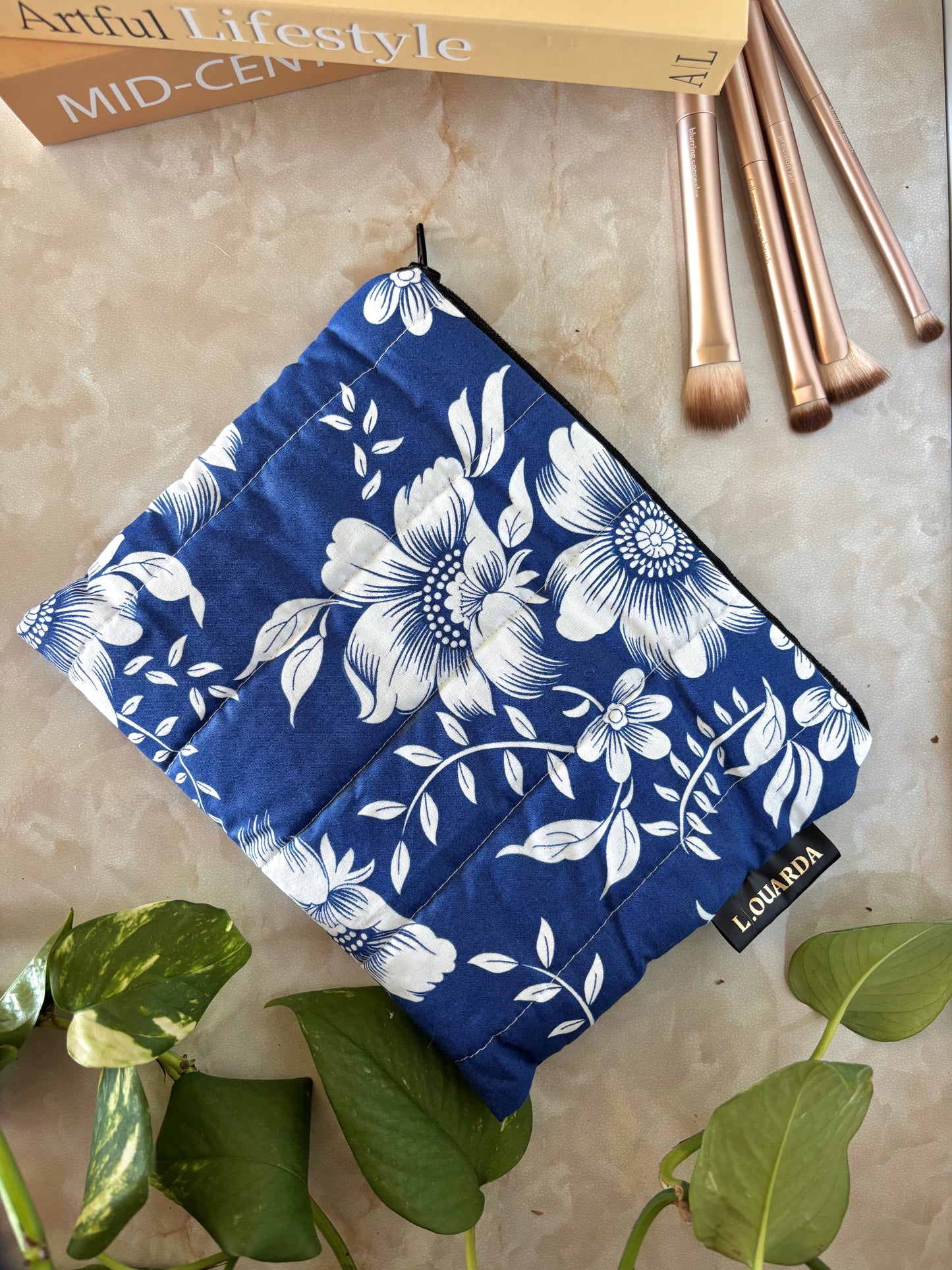Trousse à maquillage plate