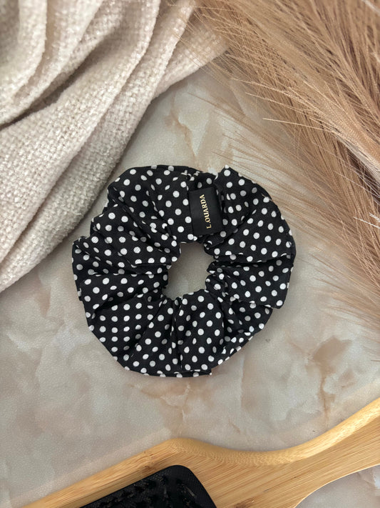 LIVIA Scrunchie regular schwarz mit Pünktchen