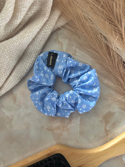 INES Scrunchie regular hellblau mit Blümchen