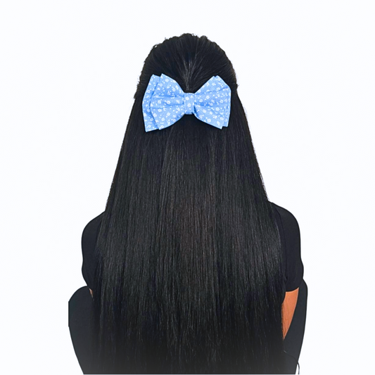 Haarschleife groß hellblau